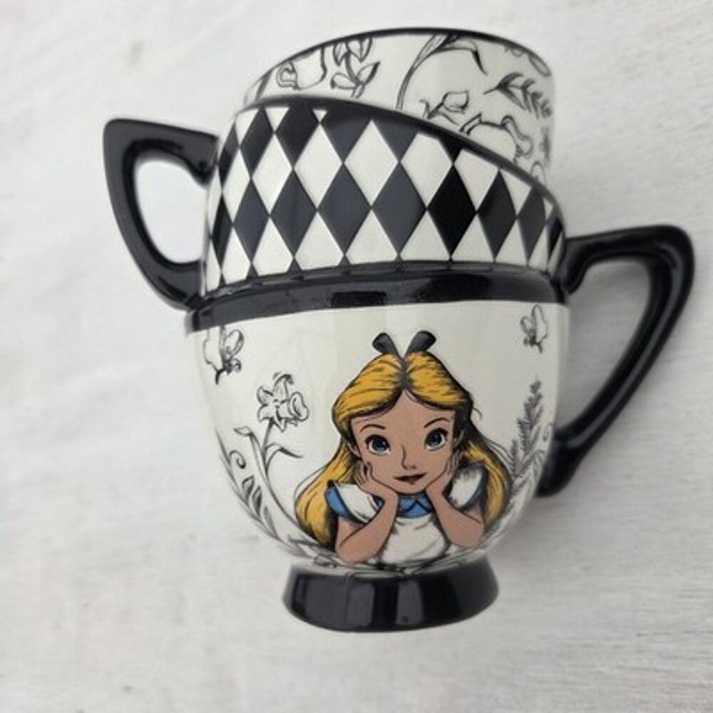 Disney Alice in Wonderland Stacked triple Teacups mug/decor excellent see detail